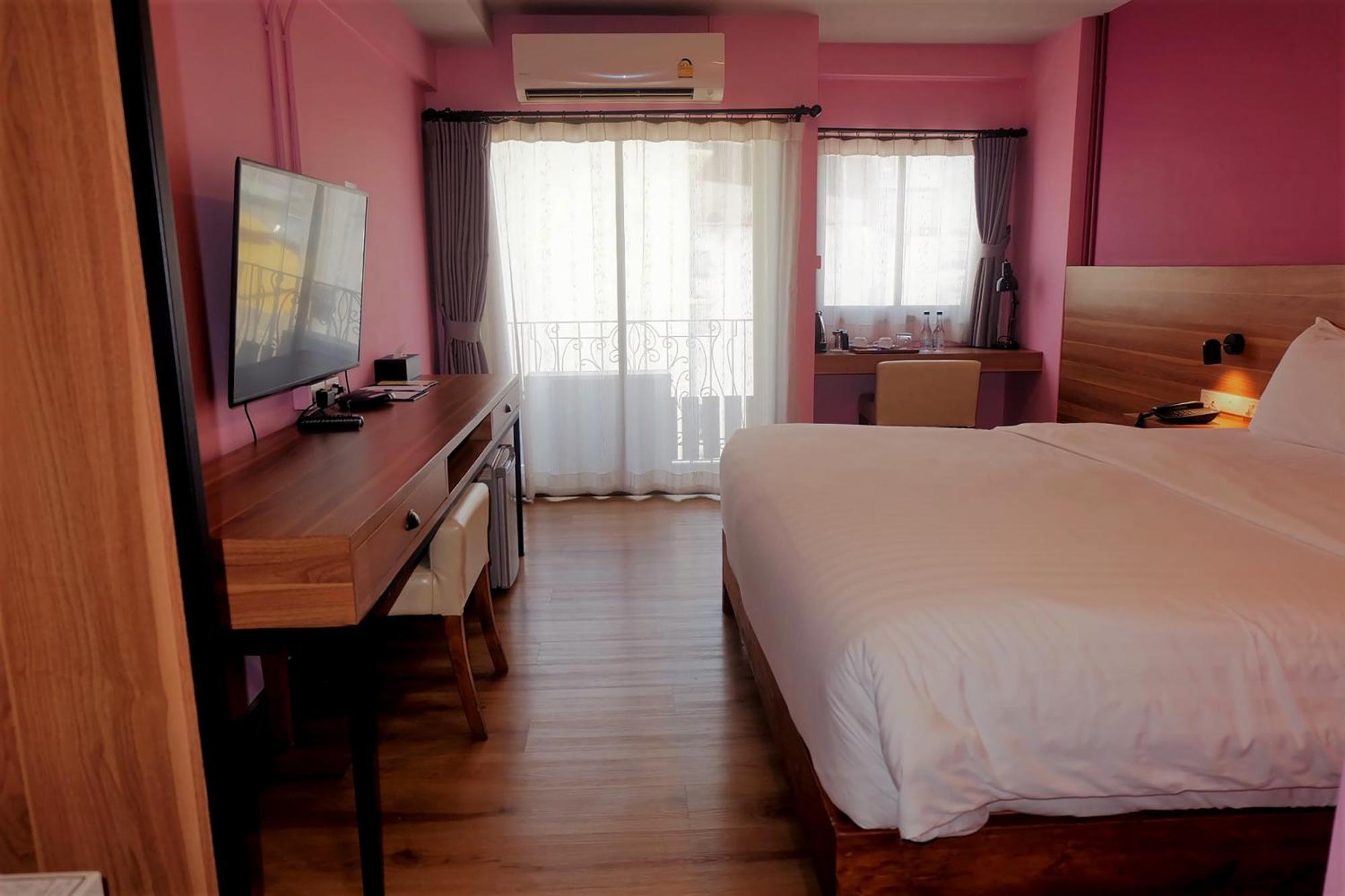 Siri Oriental Bangkok Hotel - SHA Extra Plus Szoba fotó