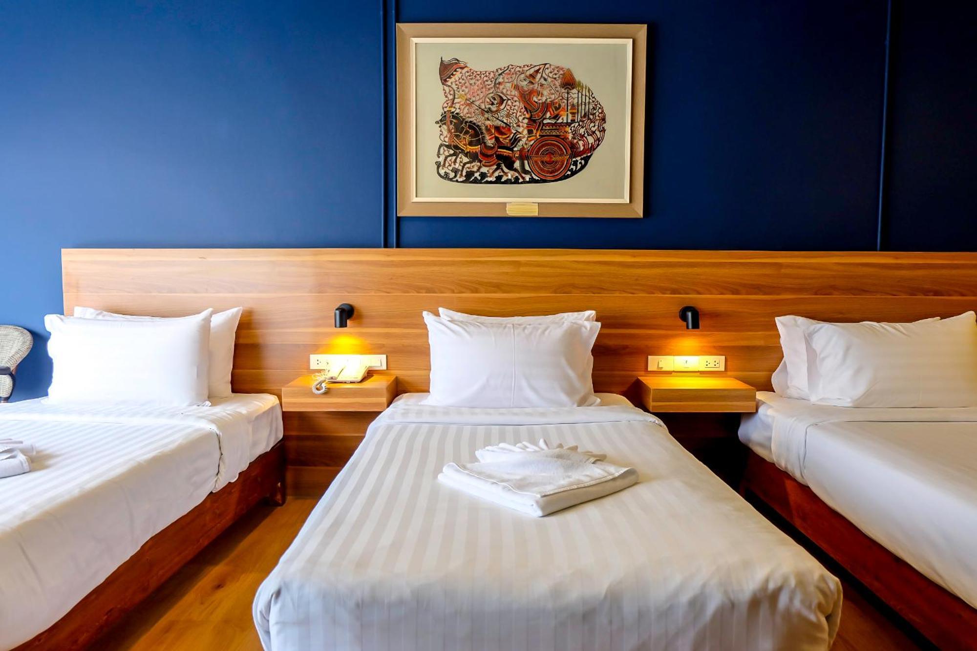 Siri Oriental Bangkok Hotel - SHA Extra Plus Szoba fotó